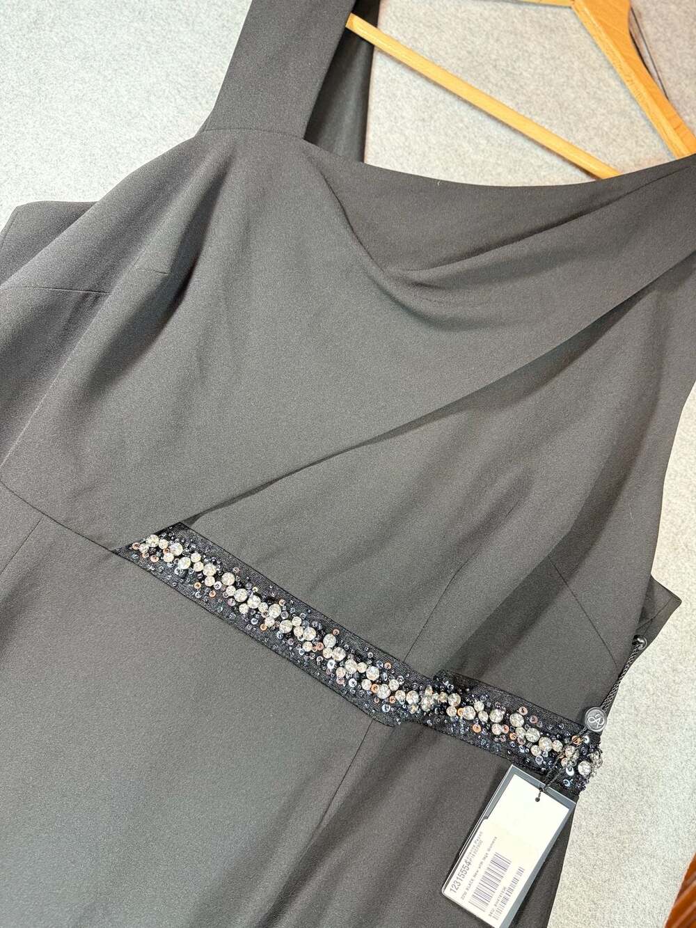 Adrianna Papell Asymmetrical Column Gown Black Size 22W